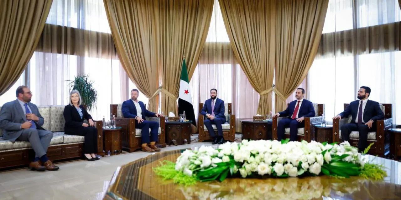 على ماذا ينص قرار «الخزانة» الأميركية إلغاء لوائح العقوبات عن سوريا؟