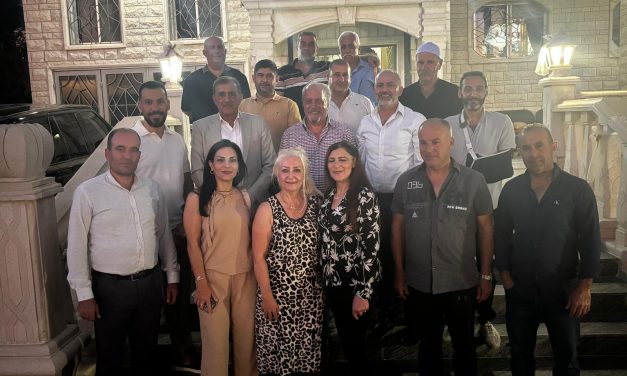 بلدية كفرقوق تزور المغترب فيصل سرايا وتشكره على وقوفه الى جانب بلدته