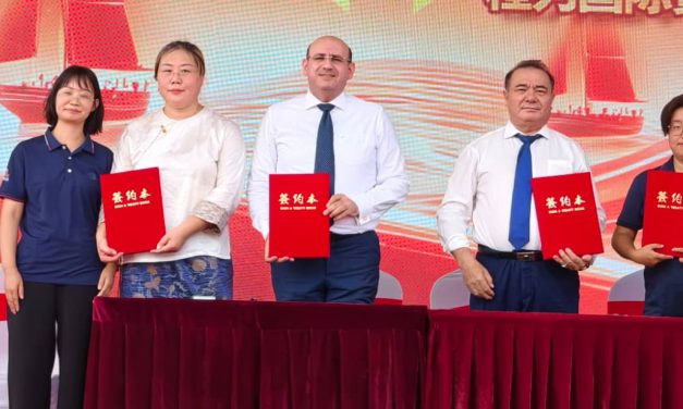 جي سي آي للأعمال الدولية” توقّع عقد شراكة مع “تشين لي” لإنتاج شاحنات الأشغال العامة والخدمات بقدرة 2000 شاحنة سنوياً