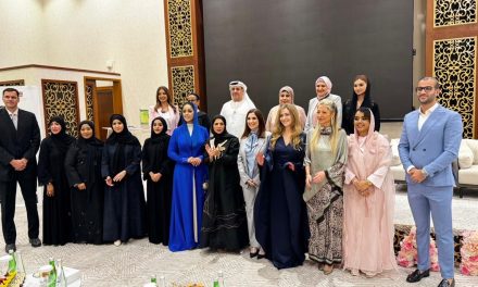 مبادرة “ويّاكم” تحتفي بالأناقة المستدامة وتمكين المرأة ودعم محاربات السرطان