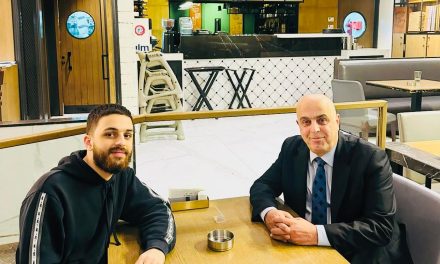 نقولا أبو فيصل يكتب لأنطوان … نور الذكاء والأدب والرجولة