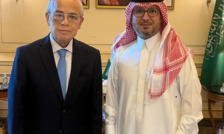 سكاف بعد لقائه بخاري: على لبنان التعامل بحكمة مع الضغوط الخارجية قبل تراجع الاهتمام الدولي به وتركه لمصيره في مواجهة إسرائيل