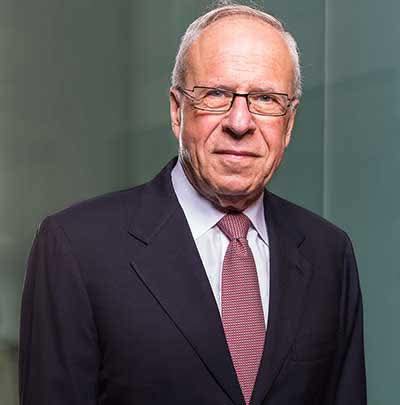 “ظافر الشاوي رائد صناعي وإنساني مميز”