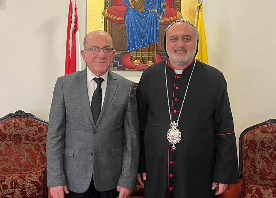 رئيس بلدية المرج السابق منور الجراح زار المطران بولس سفر في دار المطرانية