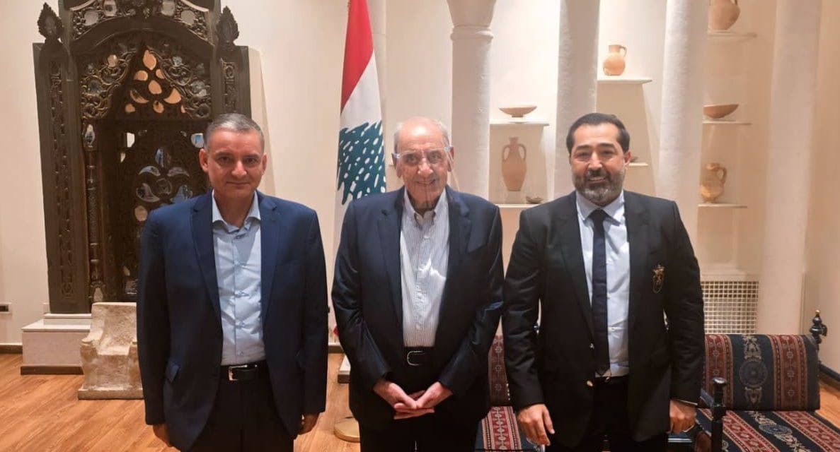 الرئيس نبيه بري يستقبل رئيس مجلس إدارة مؤسسة “علي قصب الخيرية – نبض للإعمار”