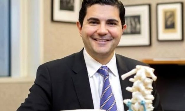 اللبناني محمد حسَين بيضون: مُعجِزة أَم أُعجُوبَة؟