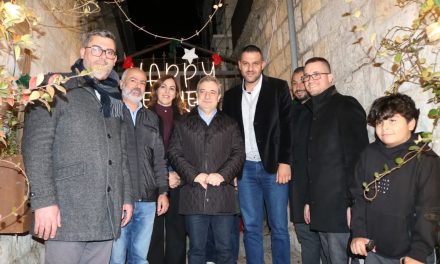 ابو فاعور في افتتاح القرية الميلادية الأولى في راشيا: الميلاد يجمع الجميع وأفراحنا واتراحنا واحدة