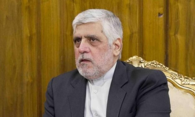 “الخارجية” على قرارها: السفير الإيراني أصبح زائراً غير شرعي