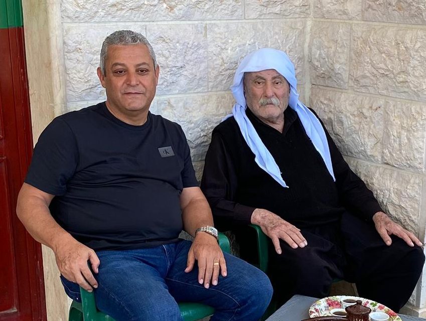 حين رحل، ترك وراءه فراغًا عميقًا، لا يملؤه إلا رجال من زمنٍ لا يعاد” بقلم  أيمن ابو لطيف