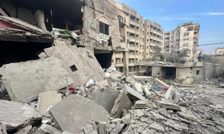 لبنان في قلب الانهيار البنيوي