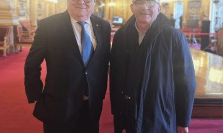 رئيس بلدية جبيل التقى عدداً من أعضاء مجلس الشيوخ الفرنسي