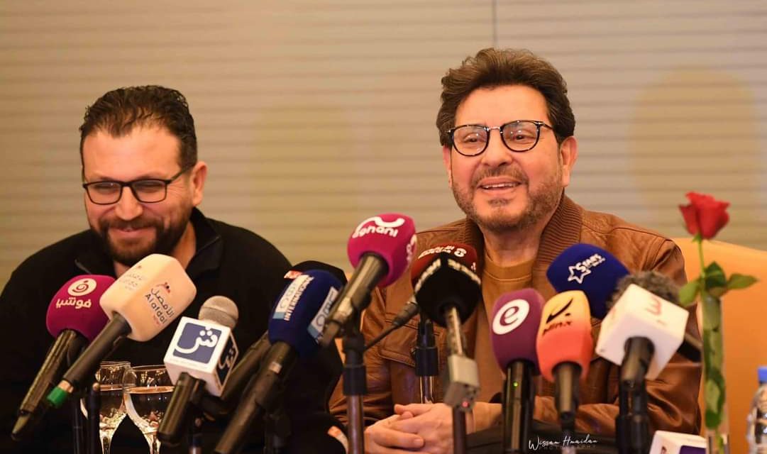 بين الحقيقة والوفاء مدير أعمال الفنان الكبير هاني شاكر يضع حدّاً للشائعات ويحفظ كرامة المرض والإنسان