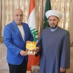 نقولا أبو فيصل مهنئًا المفتي علي الغزاوي: وجود كتابي في مكتبتكم شهادة أعتزّ بها ومكان يليق بالكلمة