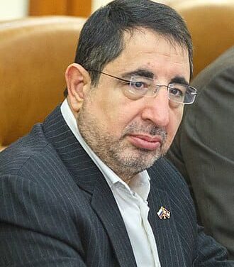 “منفتحون على النقاش بالسلاح بهذه الحالة”… الحاج حسن: “طوشونا” بقرار الحرب والسلم