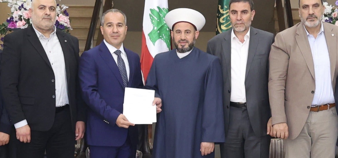 ياسين ينقل تهنئة الرئيس الحريري إلى الغزاوي بالأضحى… وتأكيد على قيم المحبة والتلاقي